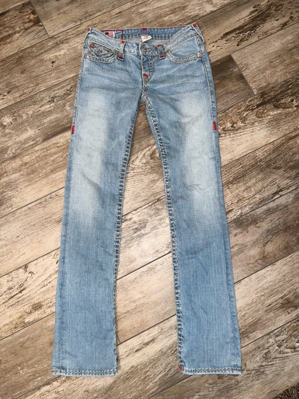 True Religion Jeans, Billy Super T Light Blue w Bold Red Stitch, Women’s Size 29